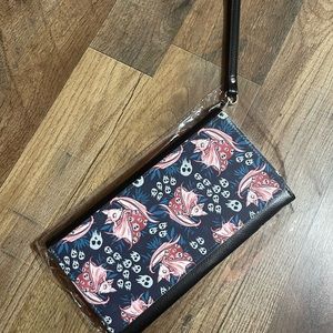 Bat wristlet wallet